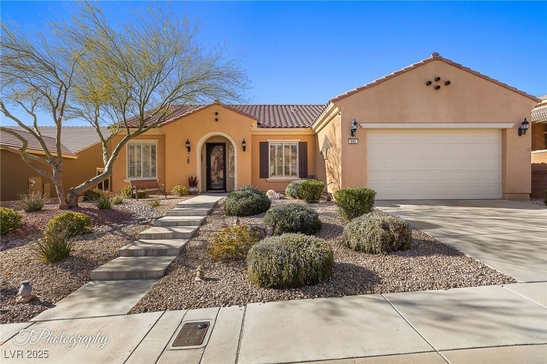 993 Starlight Terrace Way photo 3