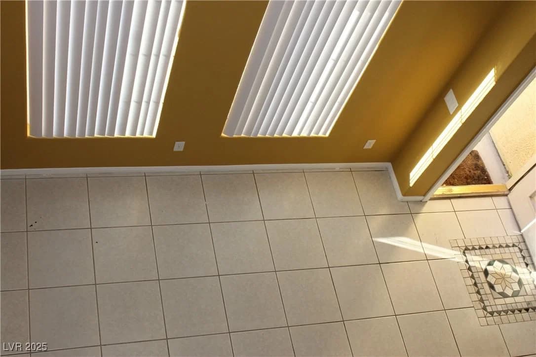 8003 Retriever Avenue photo 2
