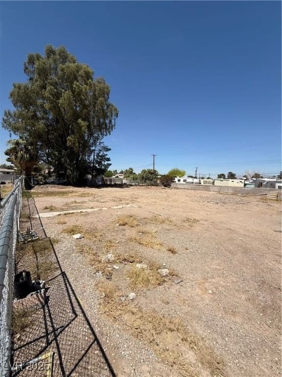 2851 Cedar Street photo 2