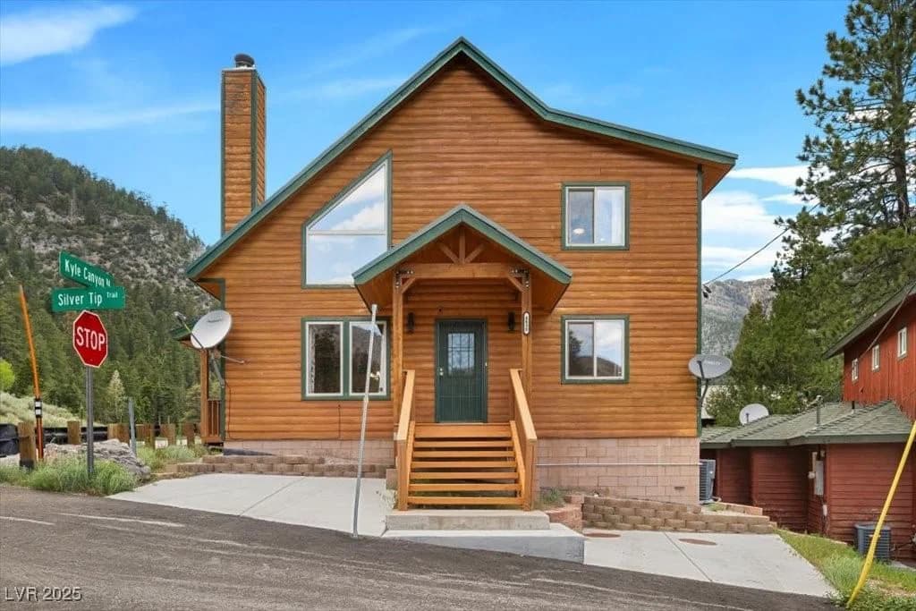 4830 Silver Tip Way photo 4