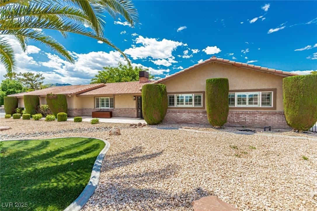9660 Ann Road photo 4