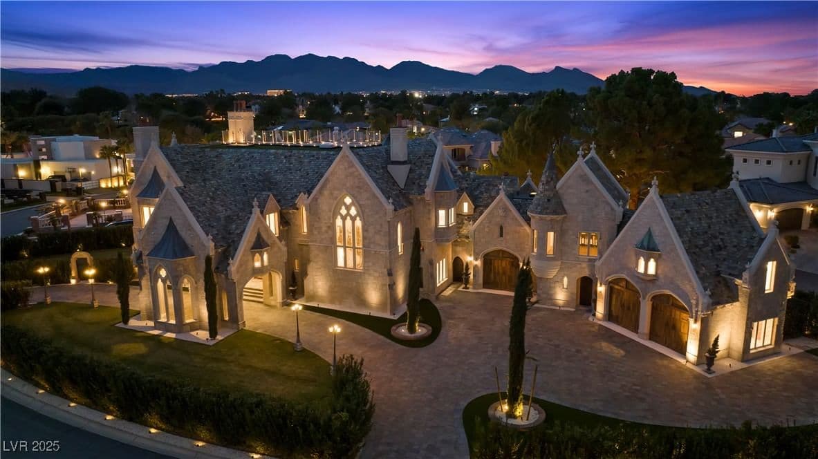 2928 Coast Line Court