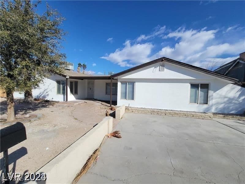 1710 Shadow Mountain Place photo 4