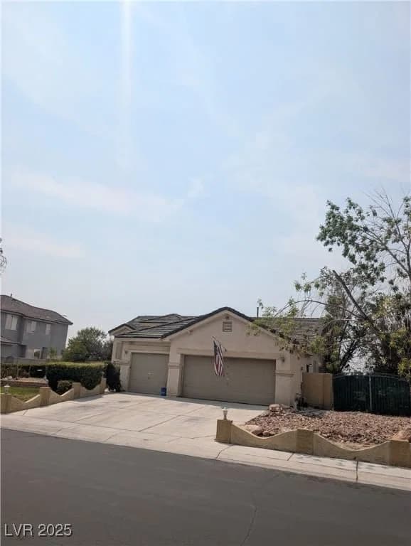 6805 Silver Chisel Avenue photo 3