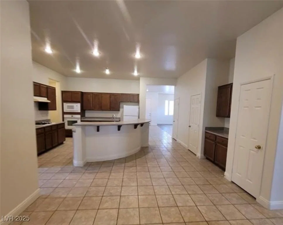 8240 Aurora Peak Avenue photo 3