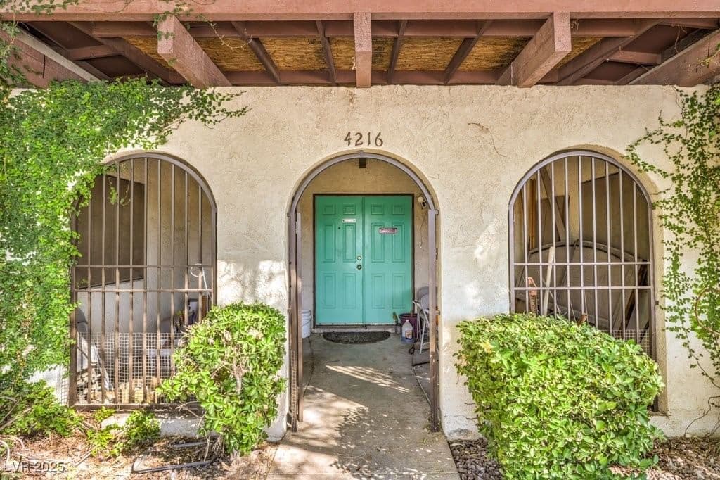4216 Decatur Boulevard photo 3