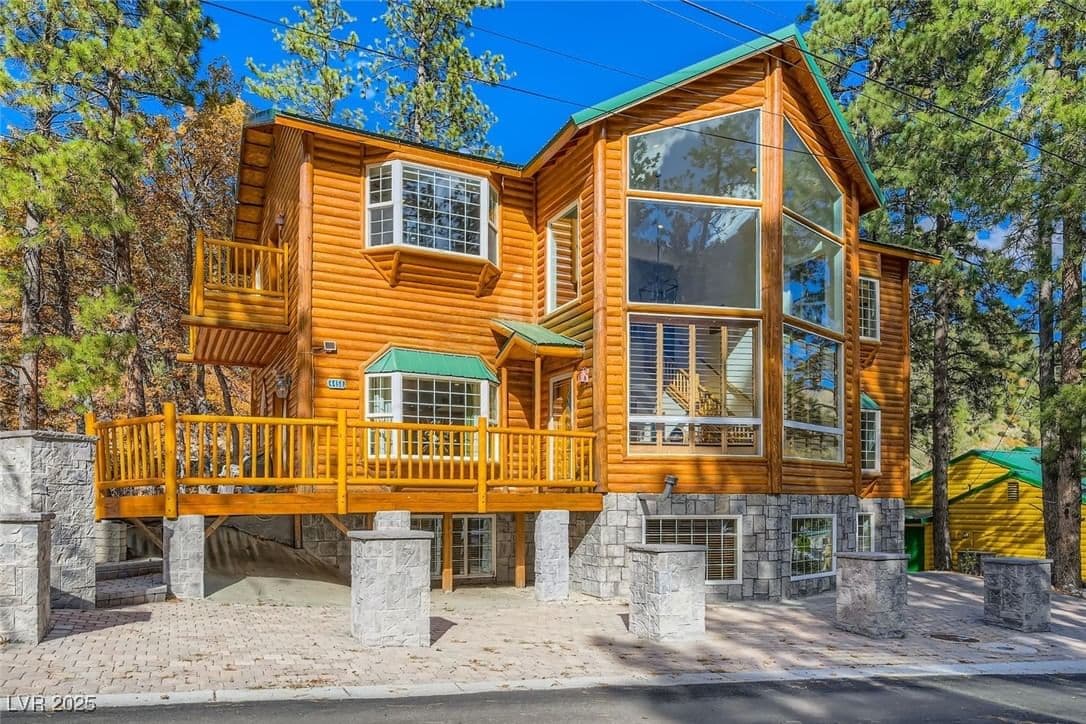 4458 Yellow Pine Avenue photo 3