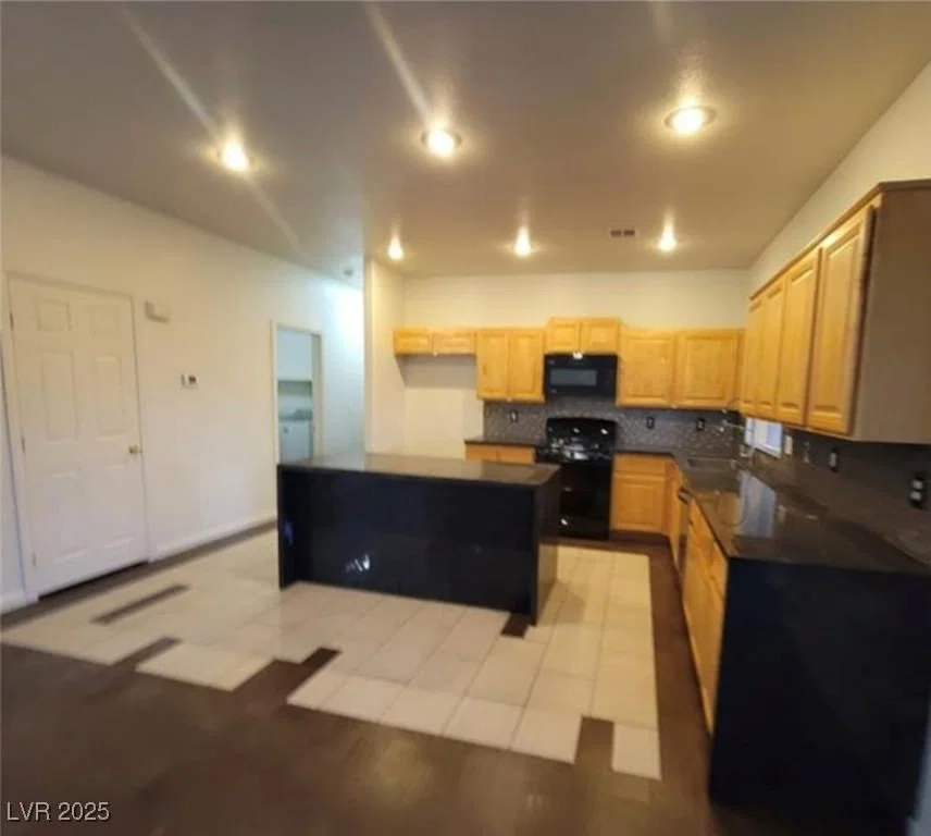 4116 Mattray Street photo 5