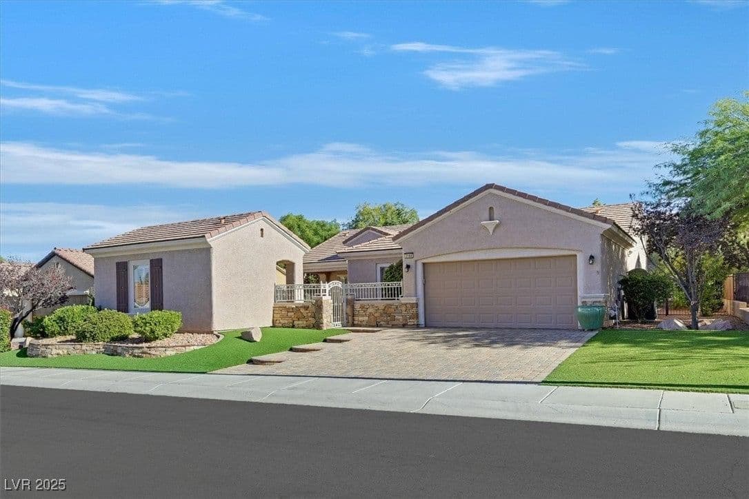 2164 Sawtooth Mountain Drive
