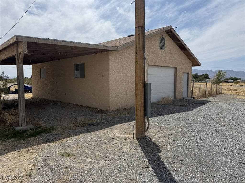 4361 Laute Drive photo 2