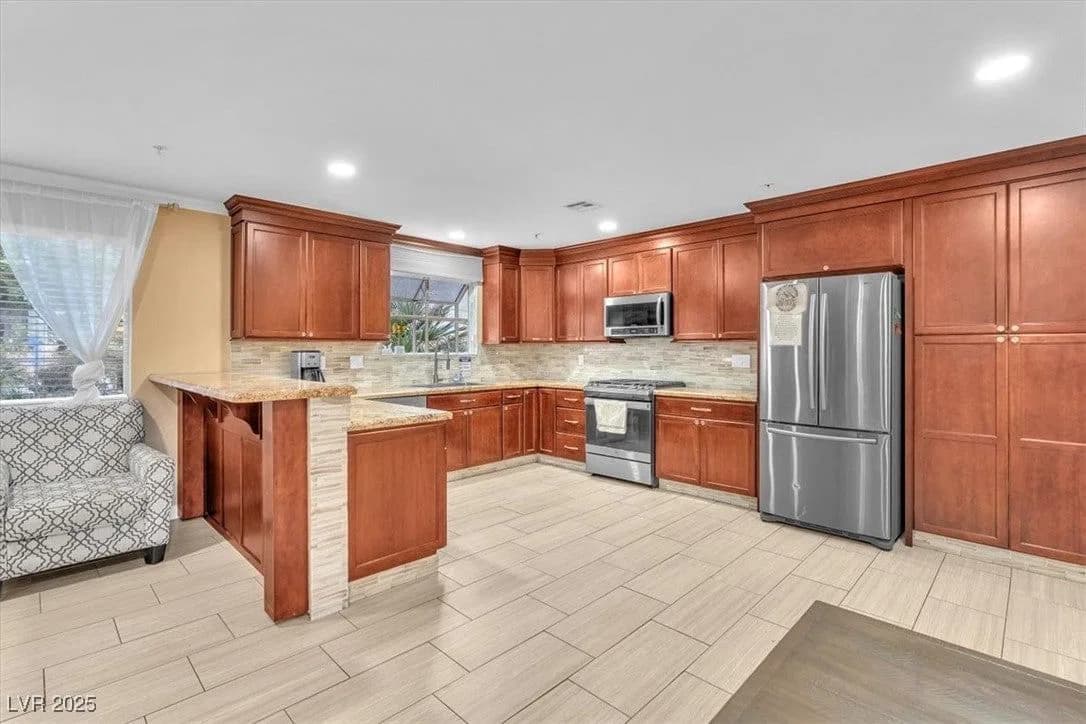 7830 Spencer Street photo 4