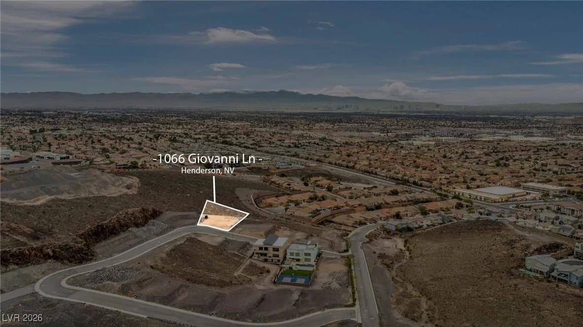 1066 Giovanni Lane photo 3
