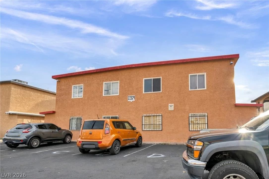 2269 Exeter Drive photo 4