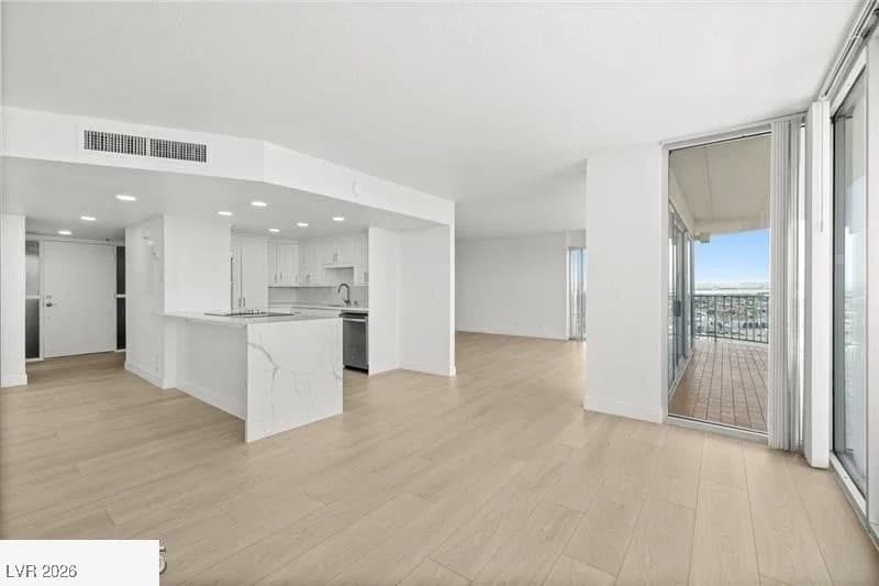 3111 Bel Air Drive photo 3