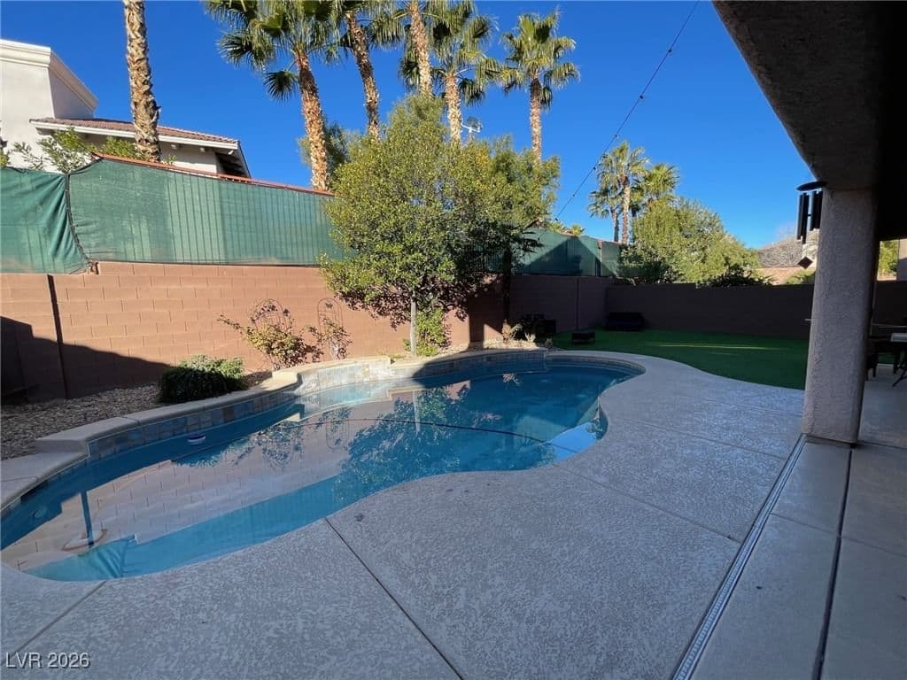 1001 Puerta Del Sol Drive photo 4