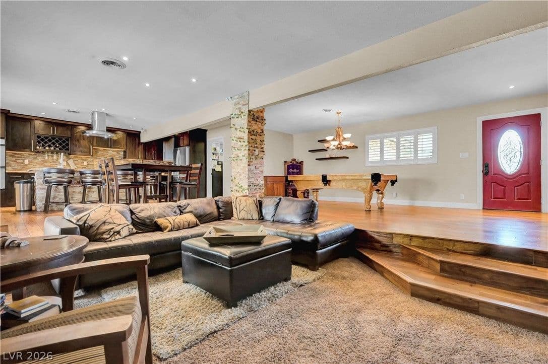 2712 Oakey Boulevard photo 3