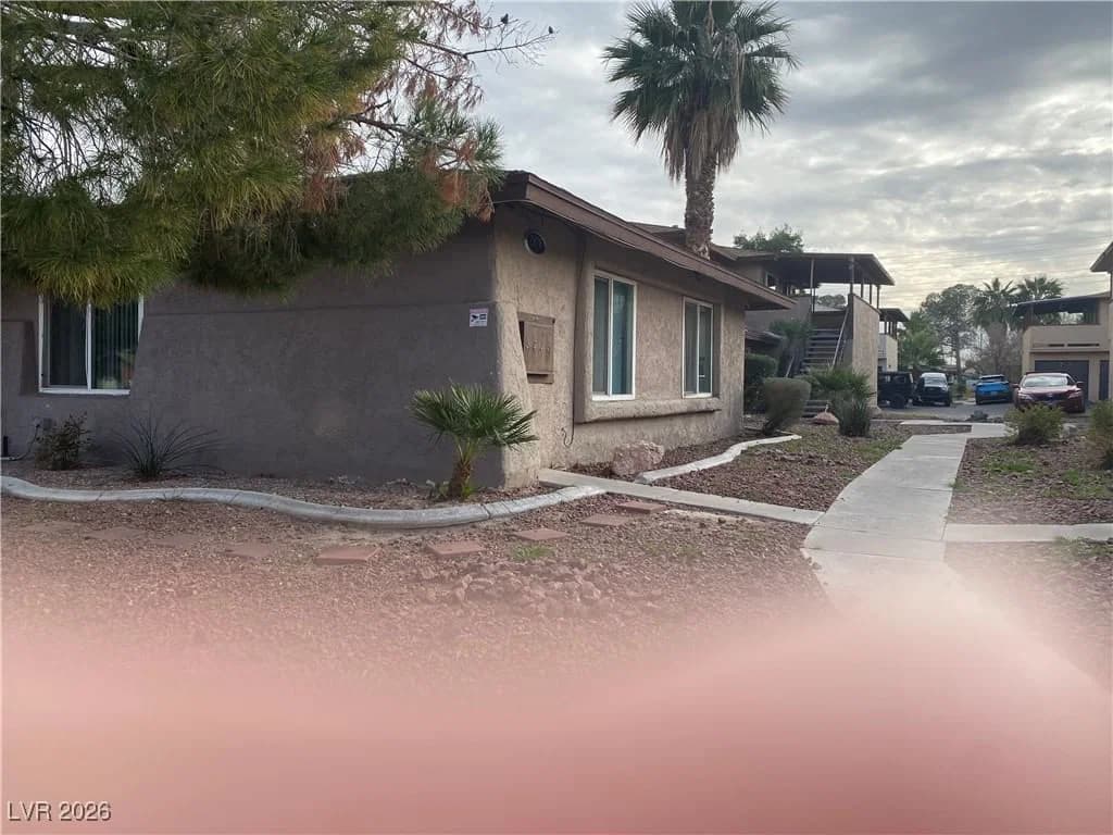 2679 Kline Circle photo 3