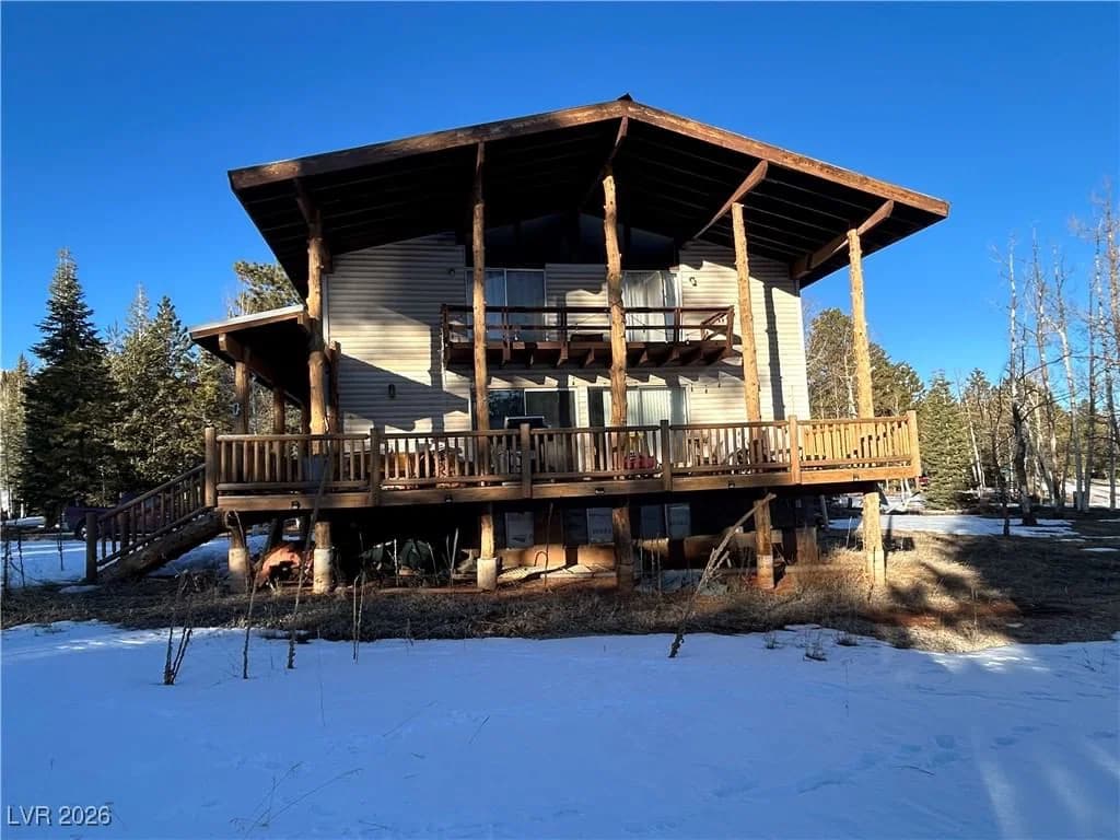 1330 Strawberry Point Road