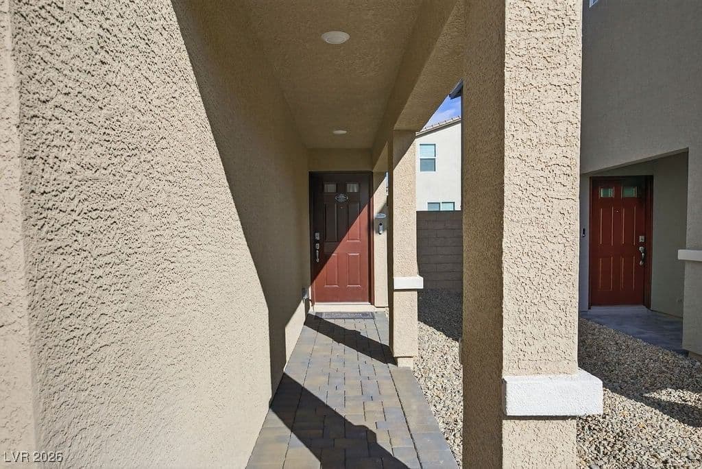 798 Calm Crystal Court photo 5