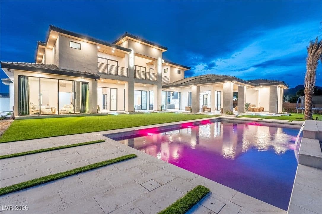 500 Trenier Drive photo 4