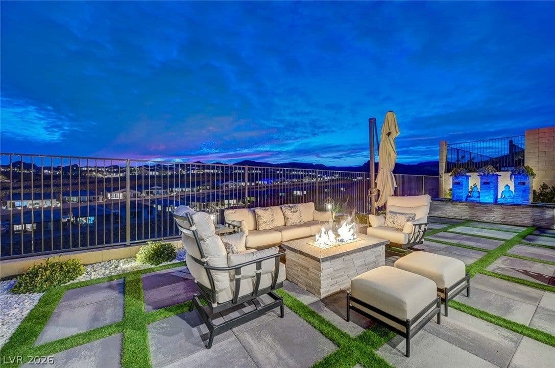 251 Piazzetta Place photo 4