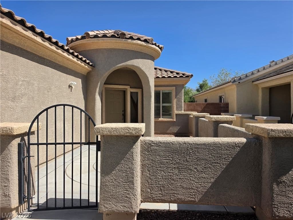 4136 Sprints Race Avenue photo 3