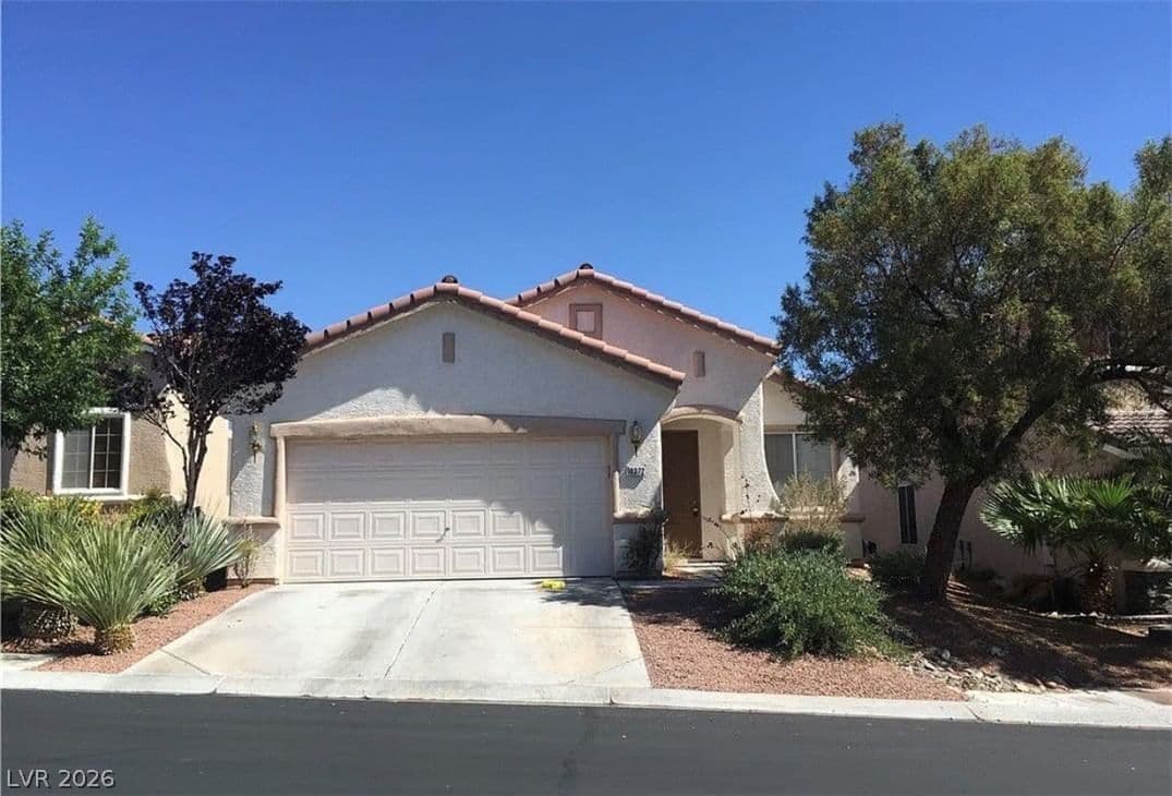 10372 Pink Cloud Court photo 2