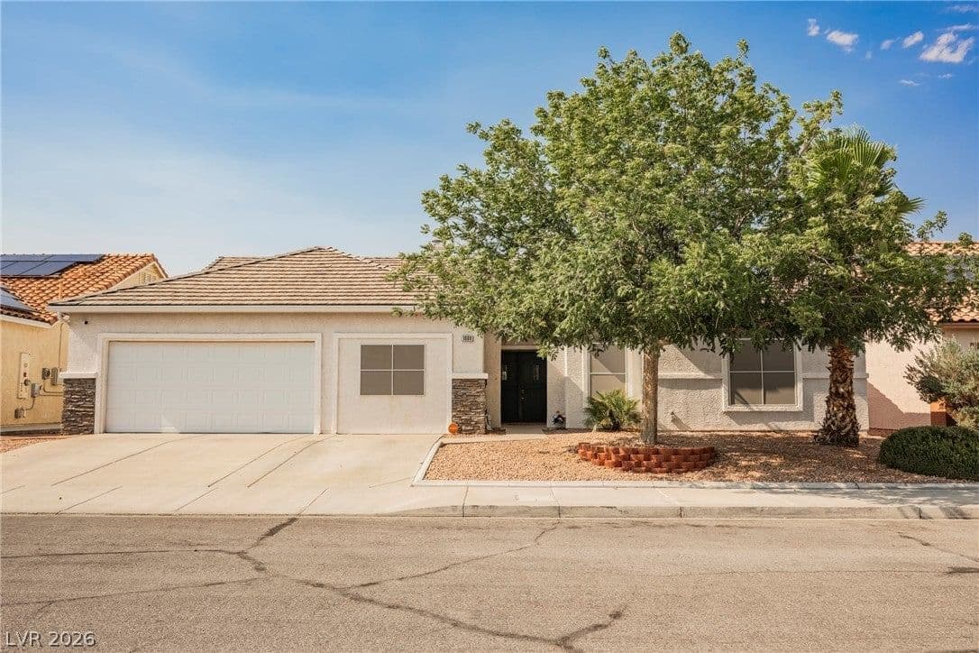 1008 Beaver Crest Terrace photo 2