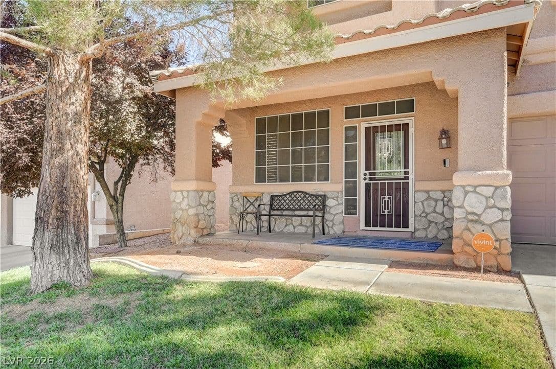 268 Copper Glow Court photo 4
