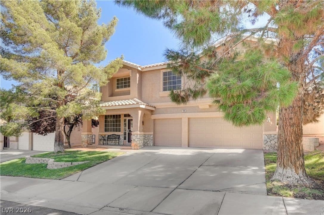 268 Copper Glow Court photo 3