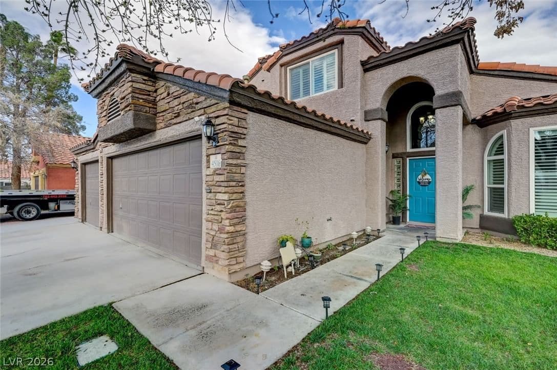 4516 Whelk Place photo 5