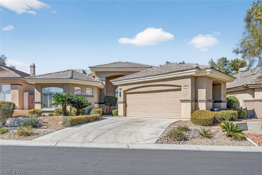 541 Summer Mesa Drive photo 2