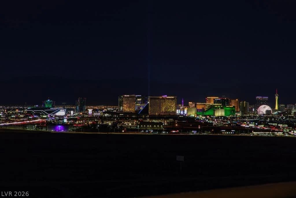 8255 Las Vegas Boulevard photo 3