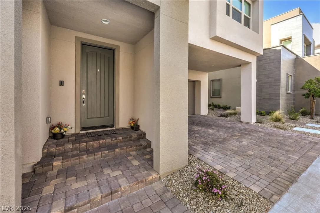 1801 Mangrove Court photo 4