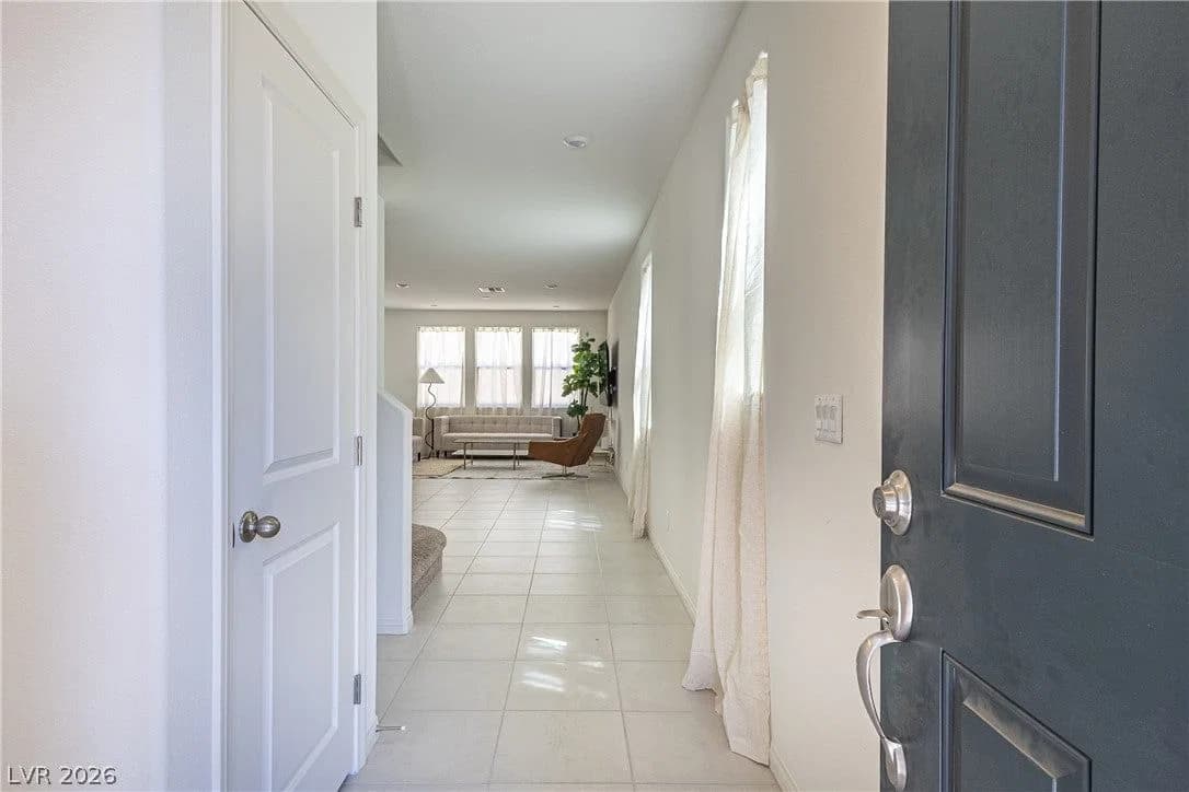 10034 Sir Atlas Court photo 3
