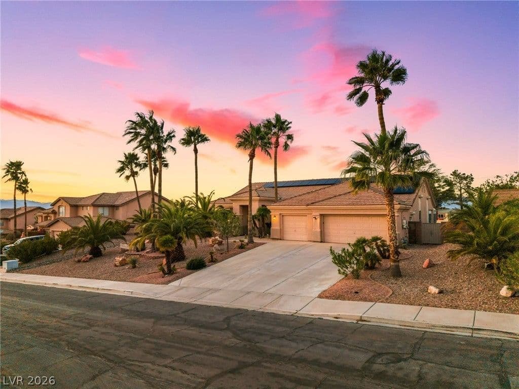 7004 Oakleigh Drive photo 2