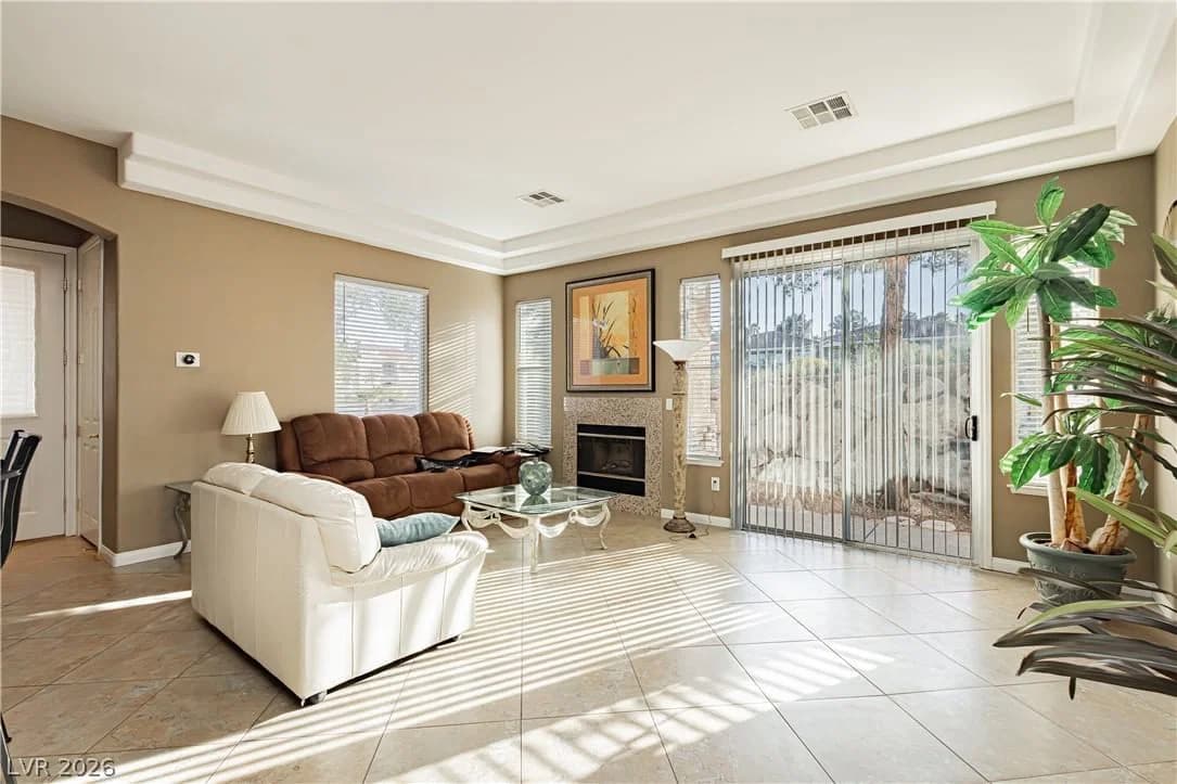 228 Lorryn Lane