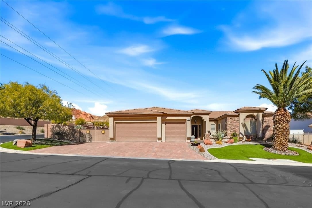 692 Magic Cove Court