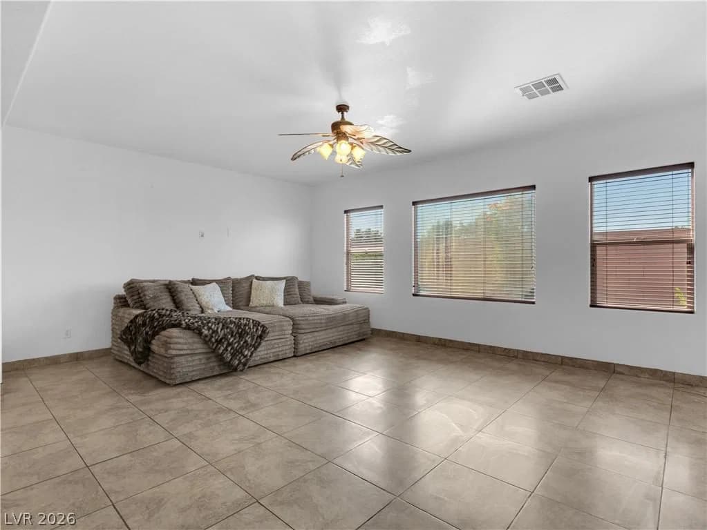 5475 Criollo Drive photo 4