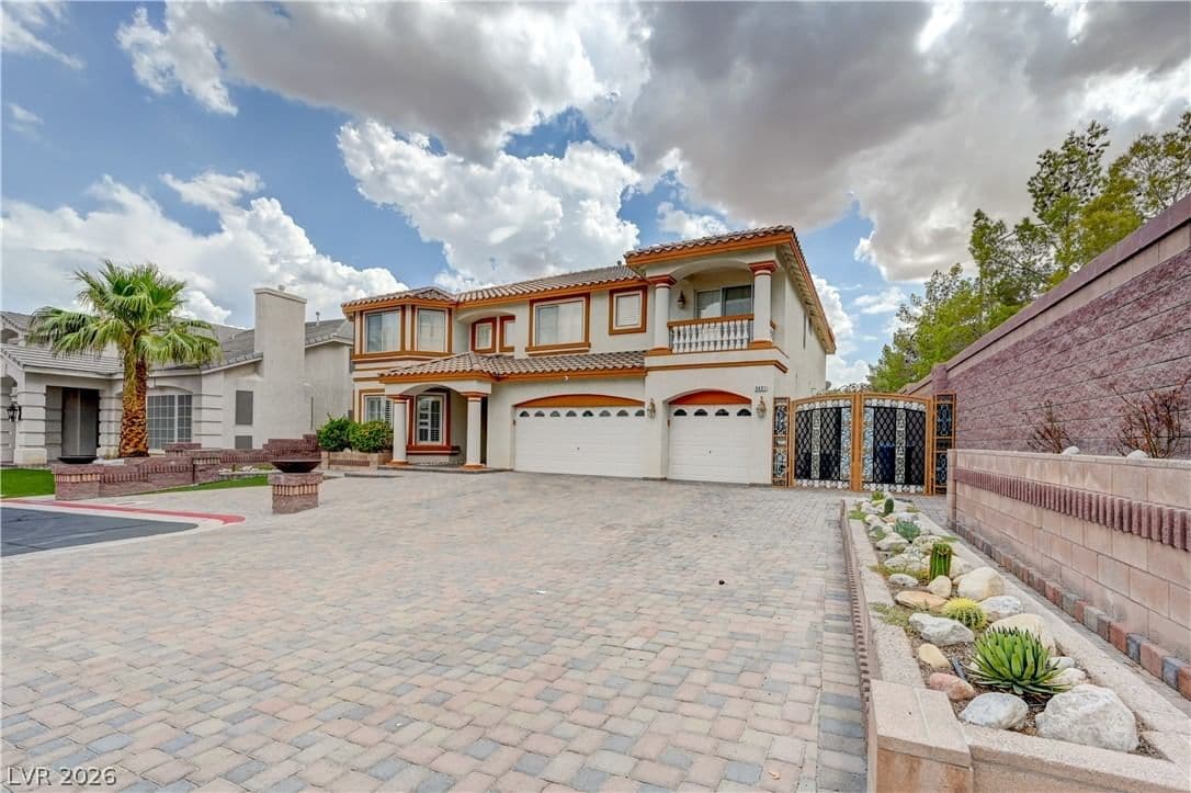 6491 Bright Nimbus Avenue photo 5