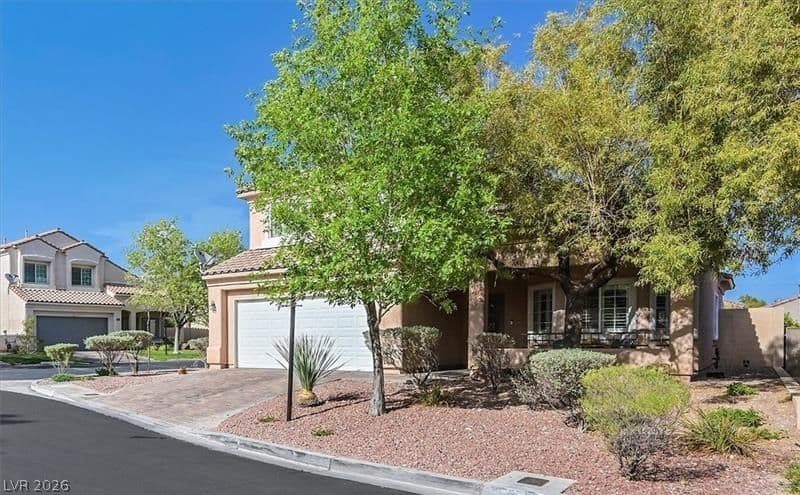 460 Garrafon Bay Street photo 3
