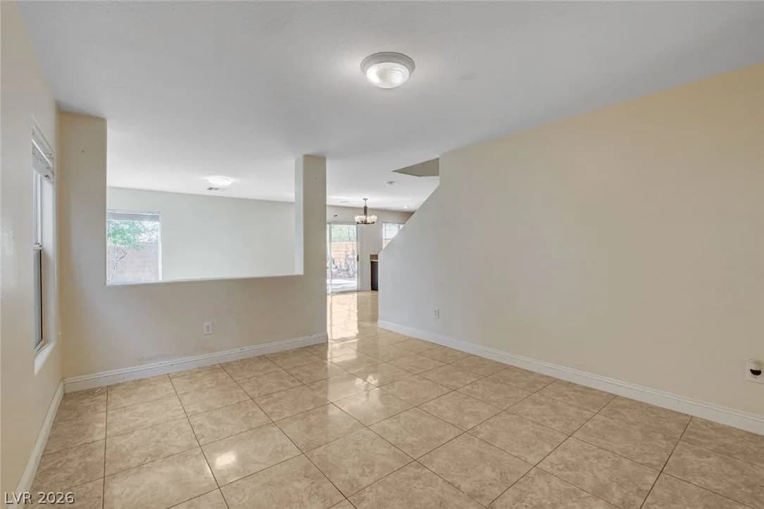 2621 Courlan Drive photo 5