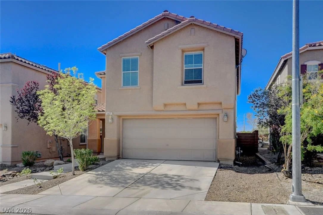 2621 Courlan Drive photo 2