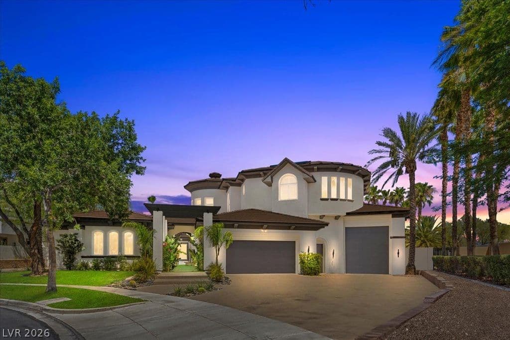 9252 Tournament Canyon Drive