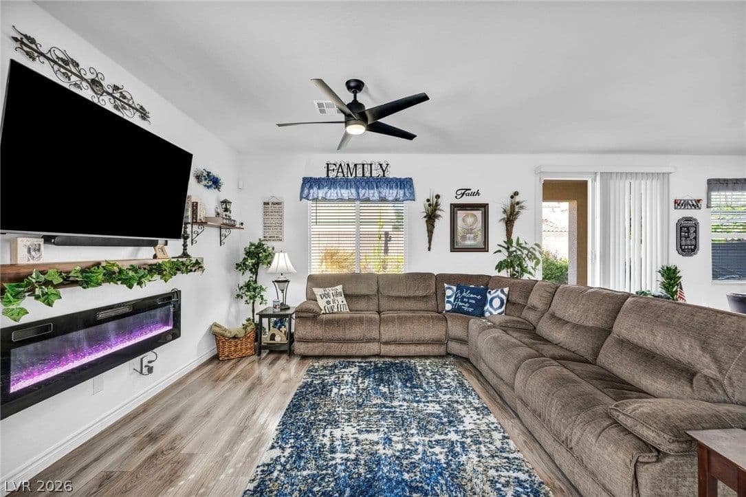 4817 Royal Magnolia Street photo 2