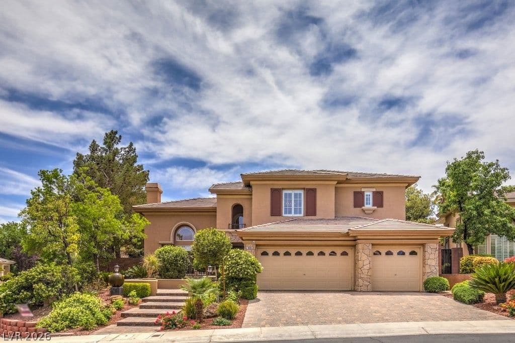 10201 Owls Peak Court