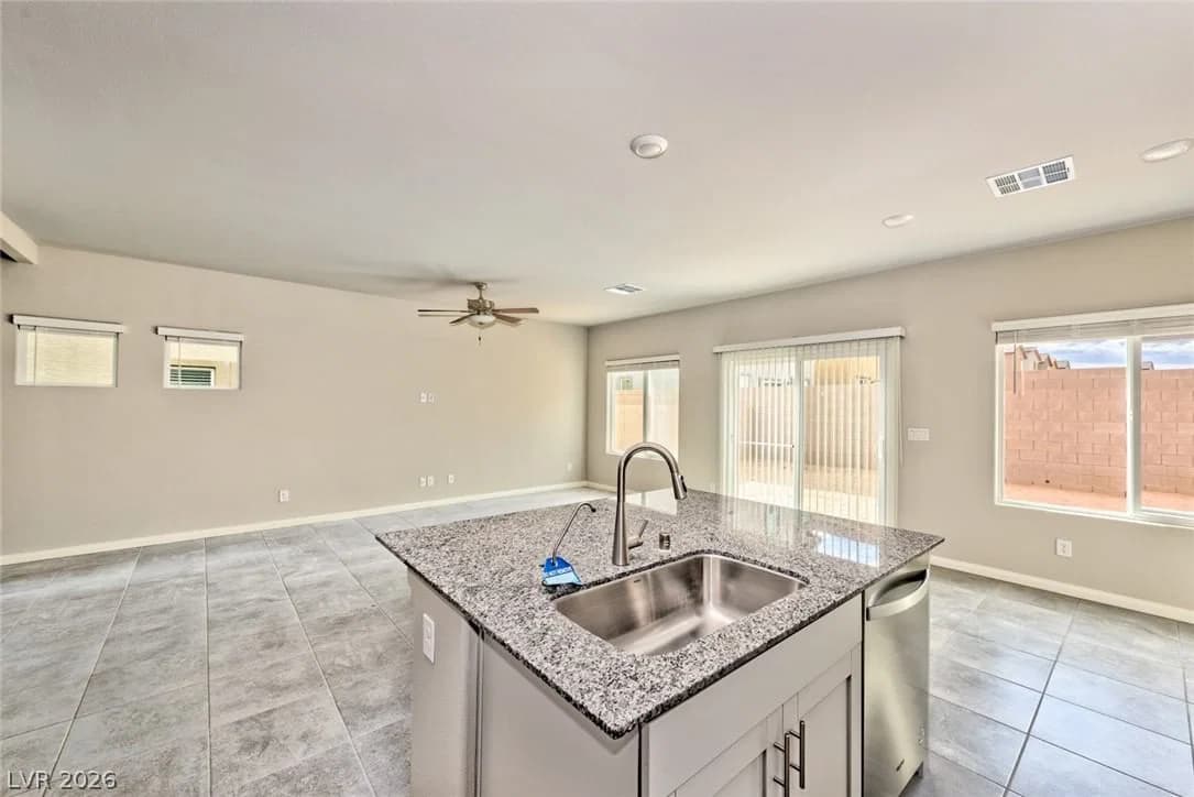 8285 Palladium Street photo 5