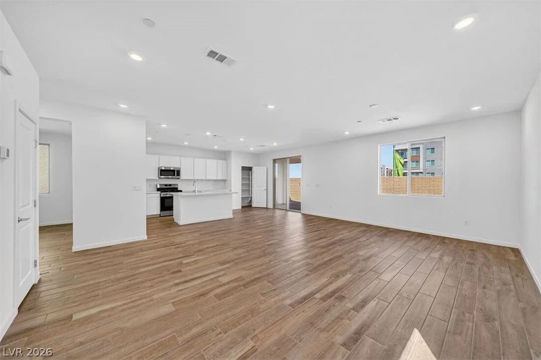 113 Tardando Avenue photo 3