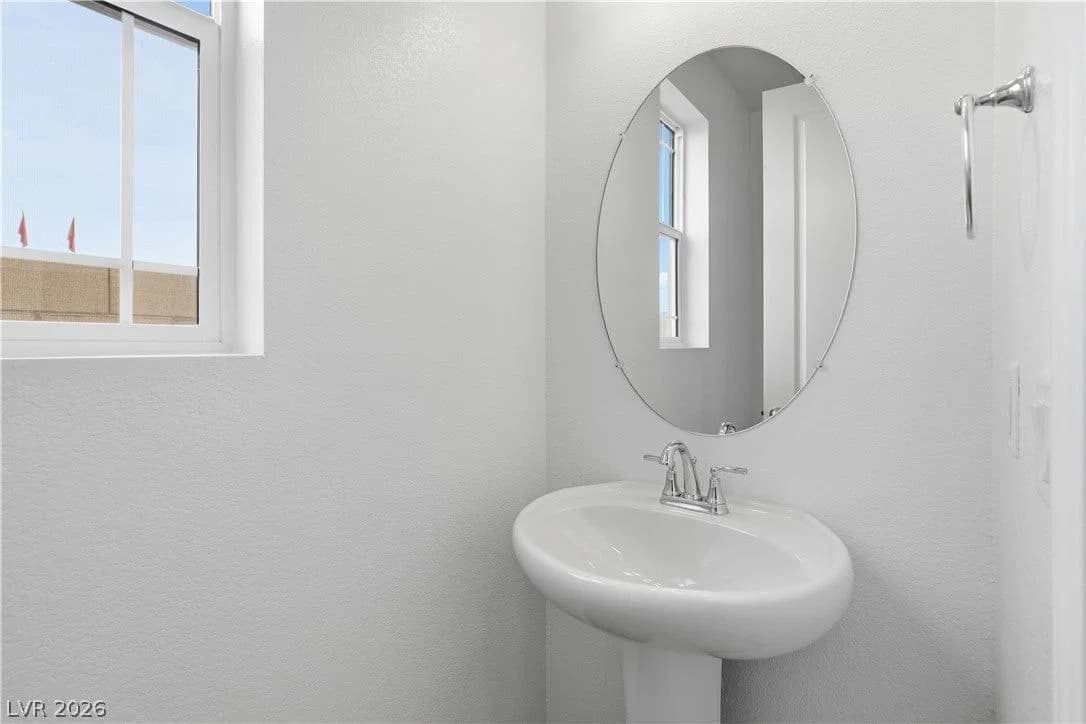 5322 Borra Hills Street photo 4