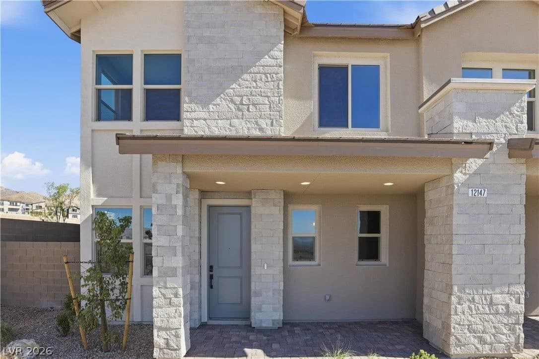 12147 Red Iris Ave Ave photo 2